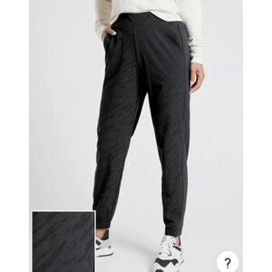 Athleta Brooklyn Textured Jogger Size 4 Black Travel Comfy Versatile Women's